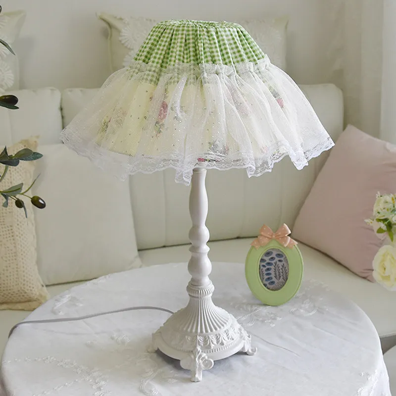 Lámpara de mesa de estilo camp - Solar Lamp reseña y precio